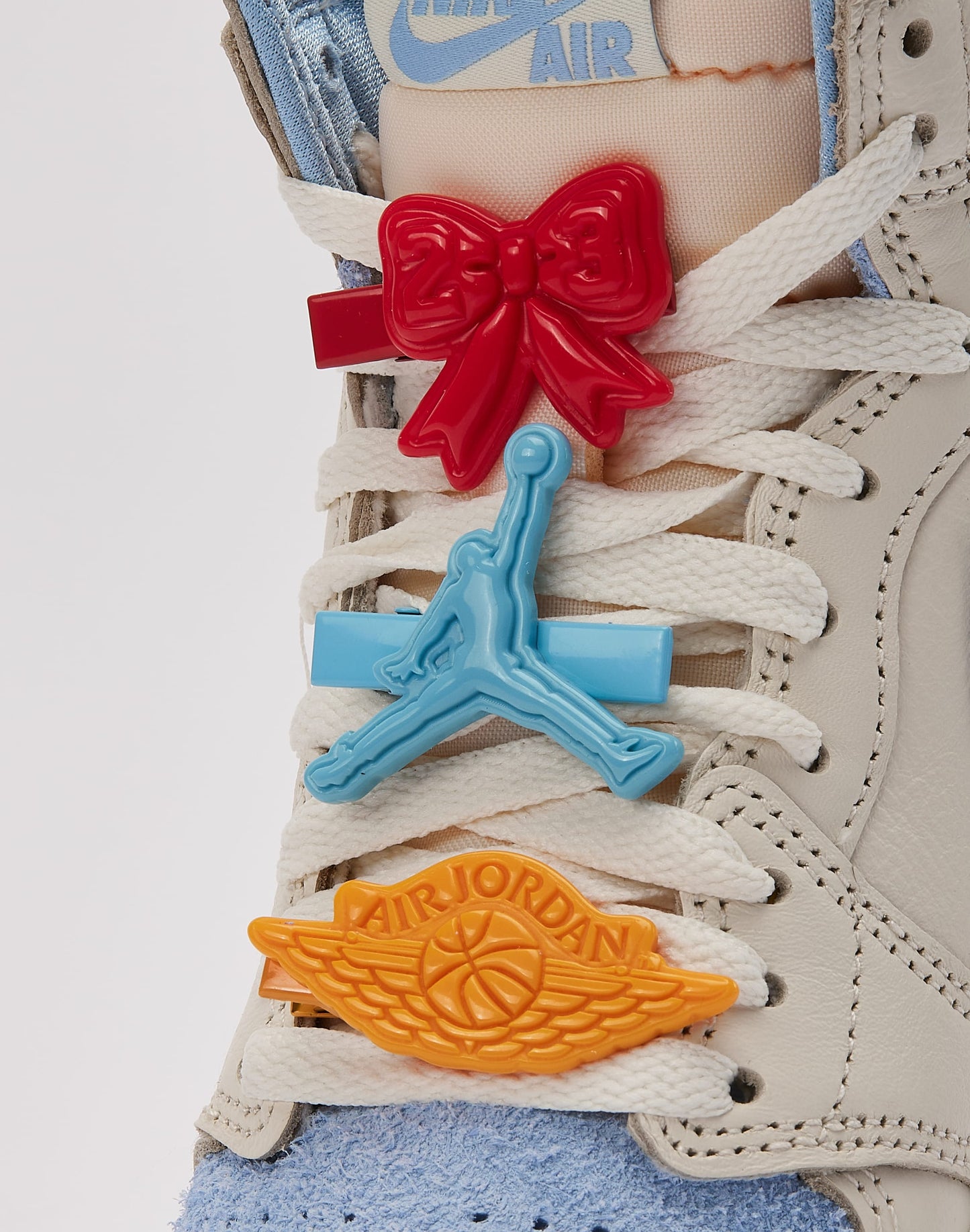 Jordan Air Jordan 1 Retro High OG 'Psychic Blue and Pale Ivory'