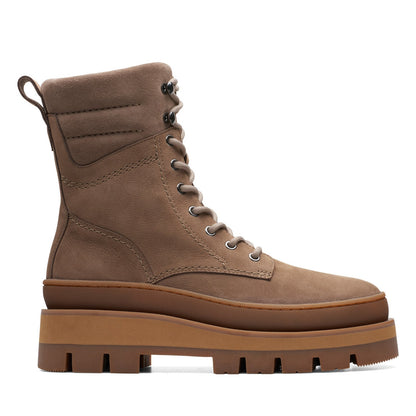 Clarks Orianna 2 Hike 26174063 Womens Brown Nubuck Lace Up Casual Boots