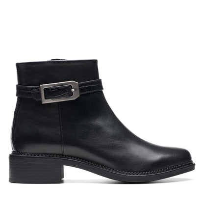 Clarks Maye Grace 26174348 Womens Black Leather Zipper Ankle & Booties Boots