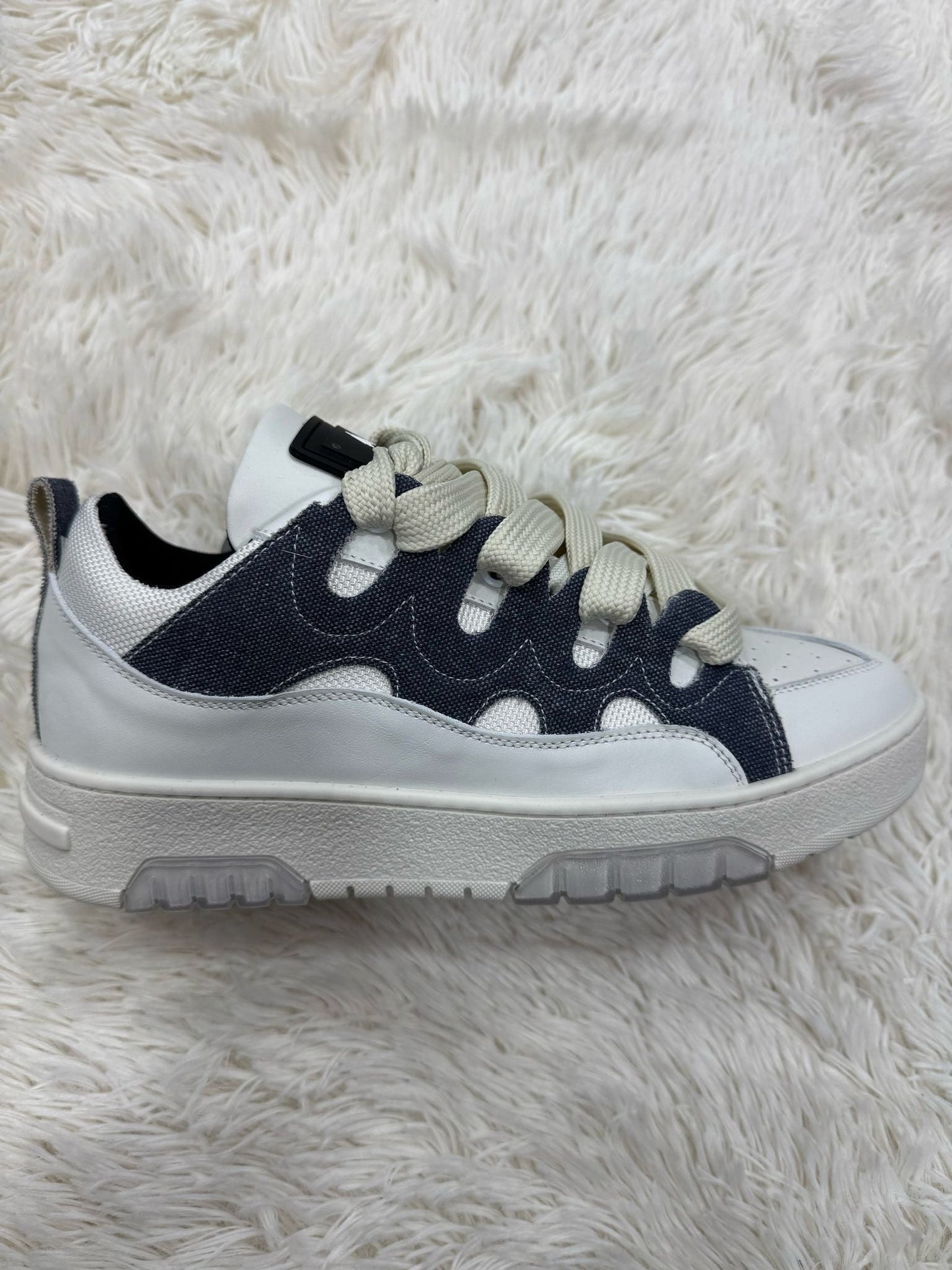 Paris Couture sneakers GLC