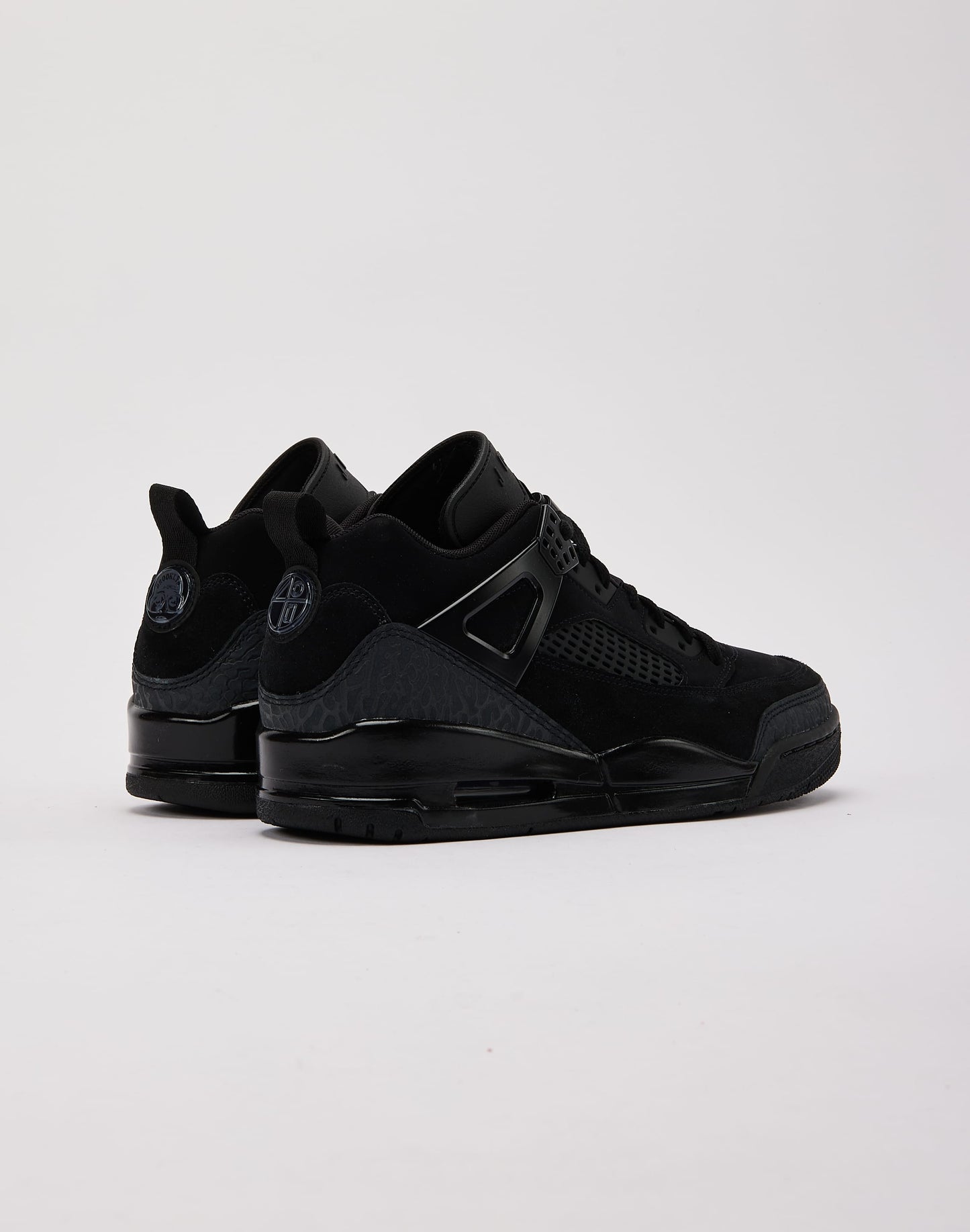 Jordan Spizike Low