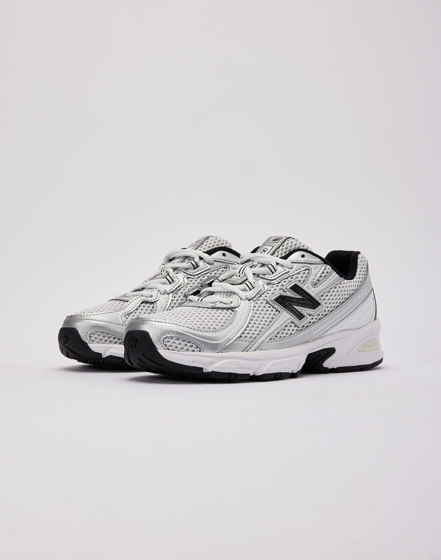 New Balance 740 Grade-School