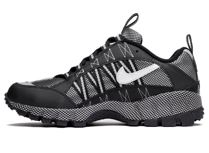 Nike Air Humara QS