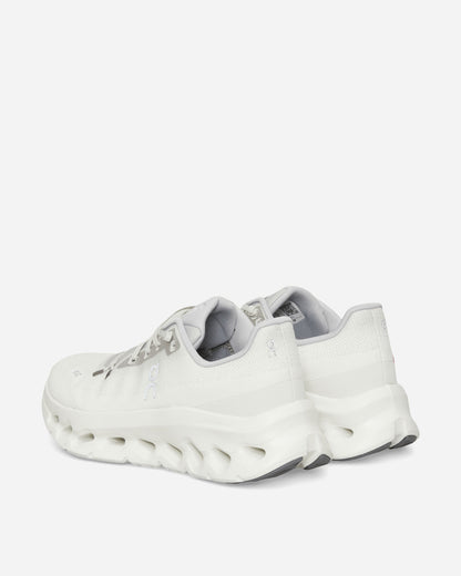 Cloudtilt Sneakers Glacier / Ice