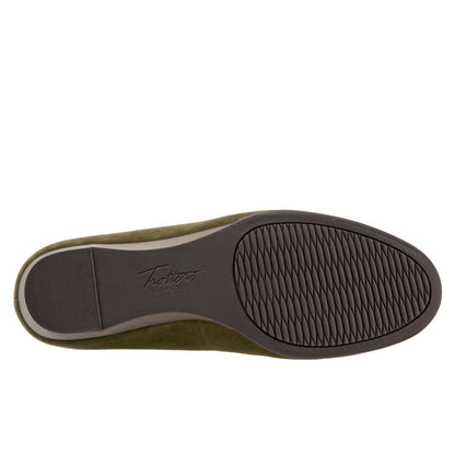 Trotters Winnie T1965-303 Womens Green Narrow Suede Pumps Heels Shoes