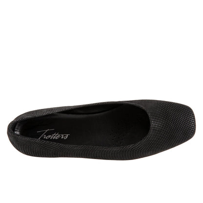 Trotters Honor T2057-004 Womens Black Narrow Leather Ballet Flats Shoes