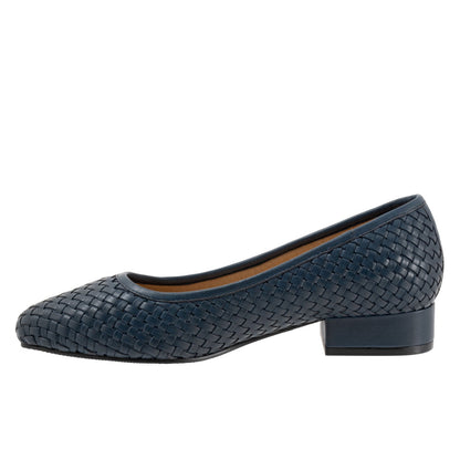 Trotters Jade T2269-400 Womens Blue Narrow Leather Slip On Pumps Heels Shoes