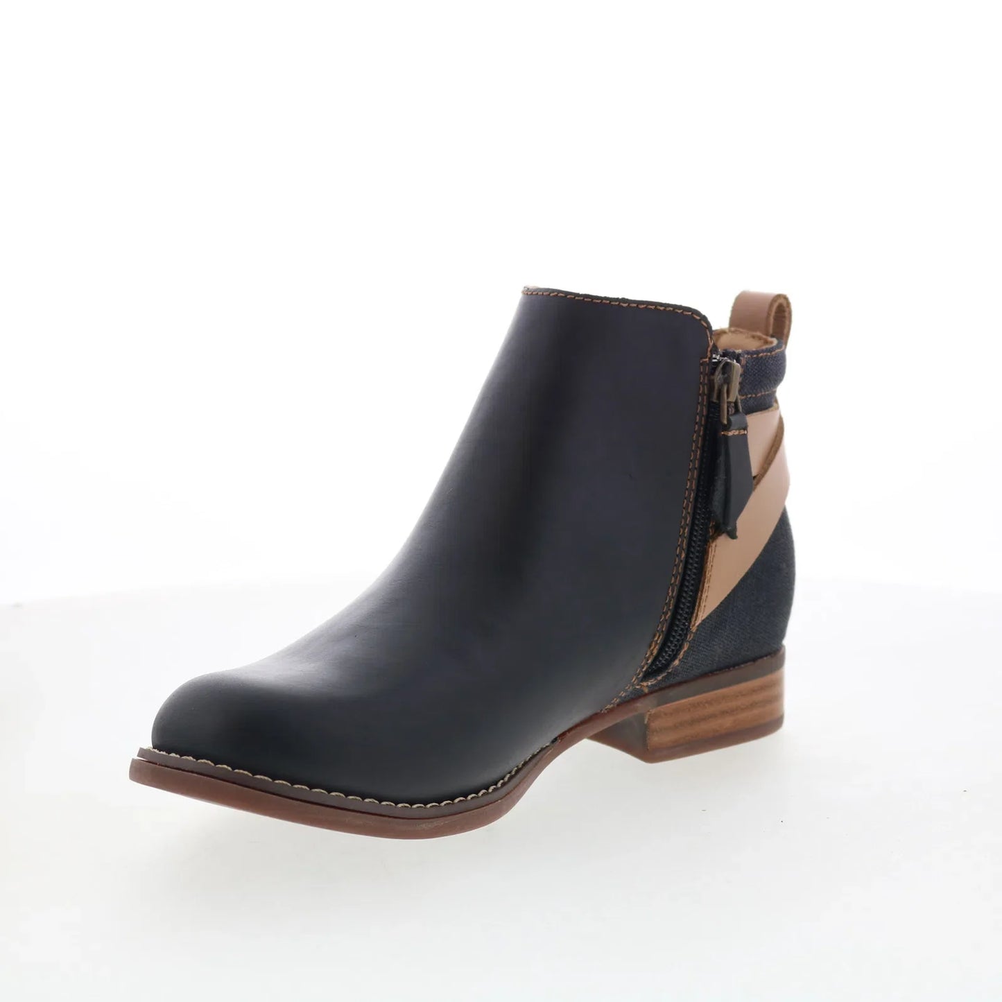 Spenco Dove Creek Boots SP1002BLK Womens Black Leather Ankle & Booties Boots
