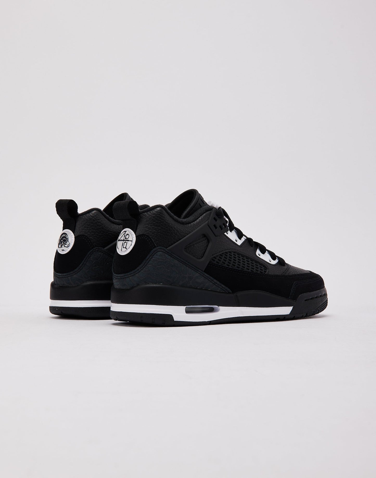 Jordan  Spizike Low Grade-School