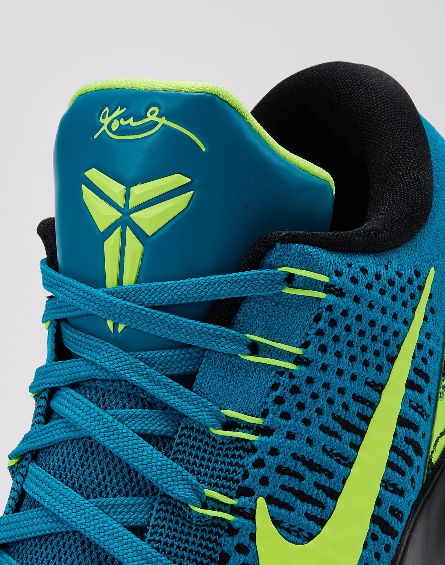 Nike Kobe 9 Elite Low Protro