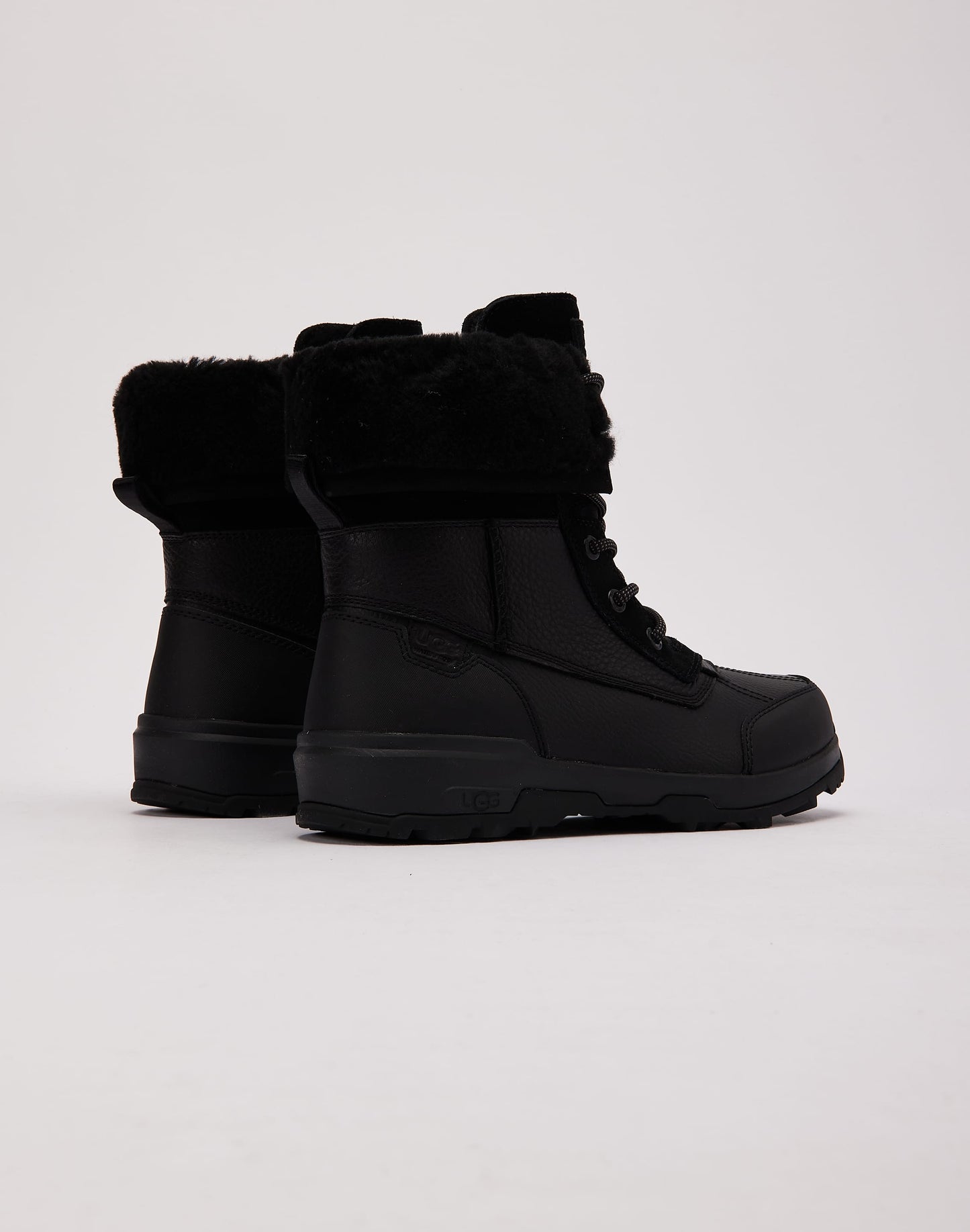 UGG Adirondack Boot XXV Grade-School