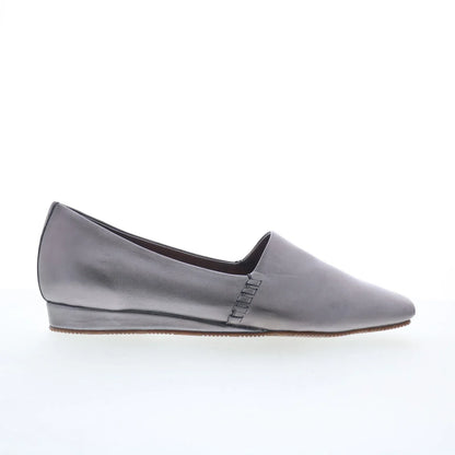 Softwalk Vale S2368-033 Womens Silver Leather Slip On Loafer Flats Shoes